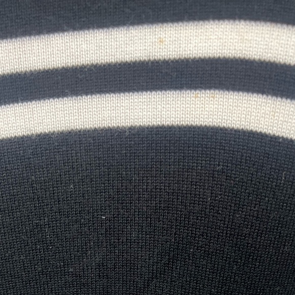 Women's Guess Black and White Striped Cropped Long Sleeve Cropped Sweater Size S - Picture 6 of 11